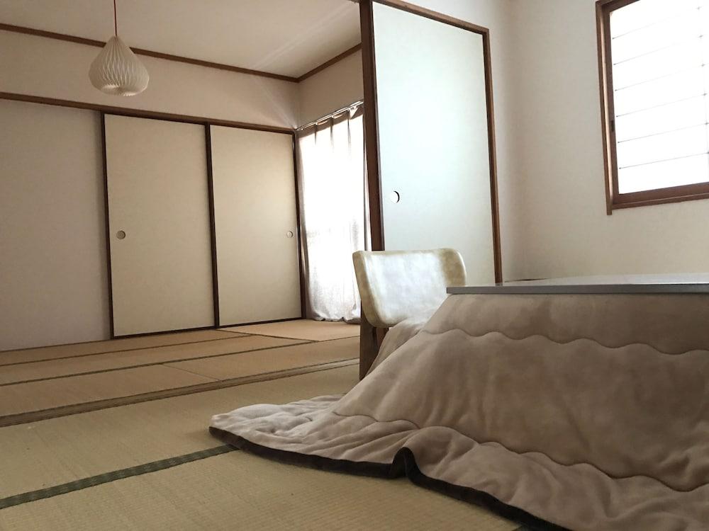 Sayama Aesthetics School