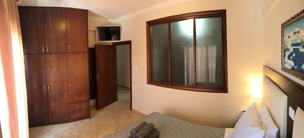 Aspa Holiday Apartments