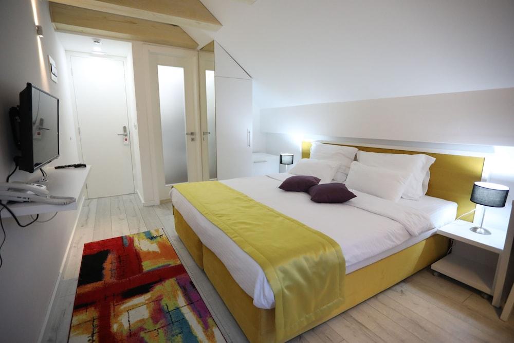 HOTEL LIBRIS boutique