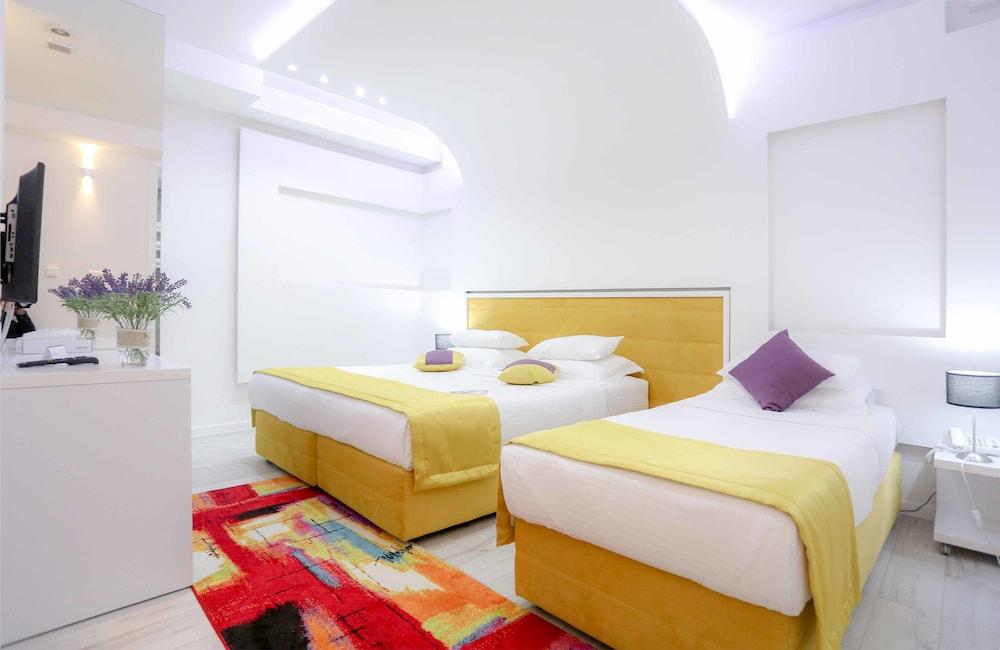 HOTEL LIBRIS boutique