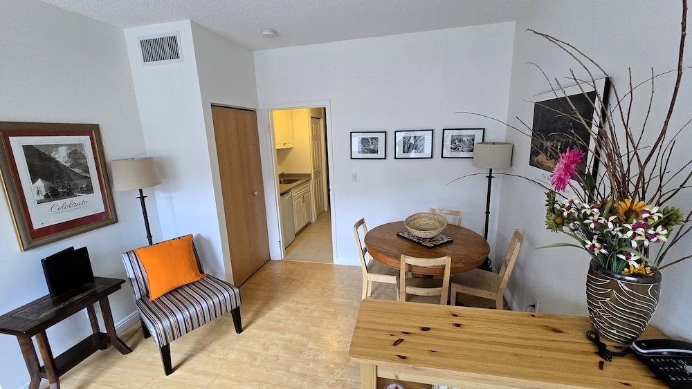 Sunset Mountain Inn and Spa