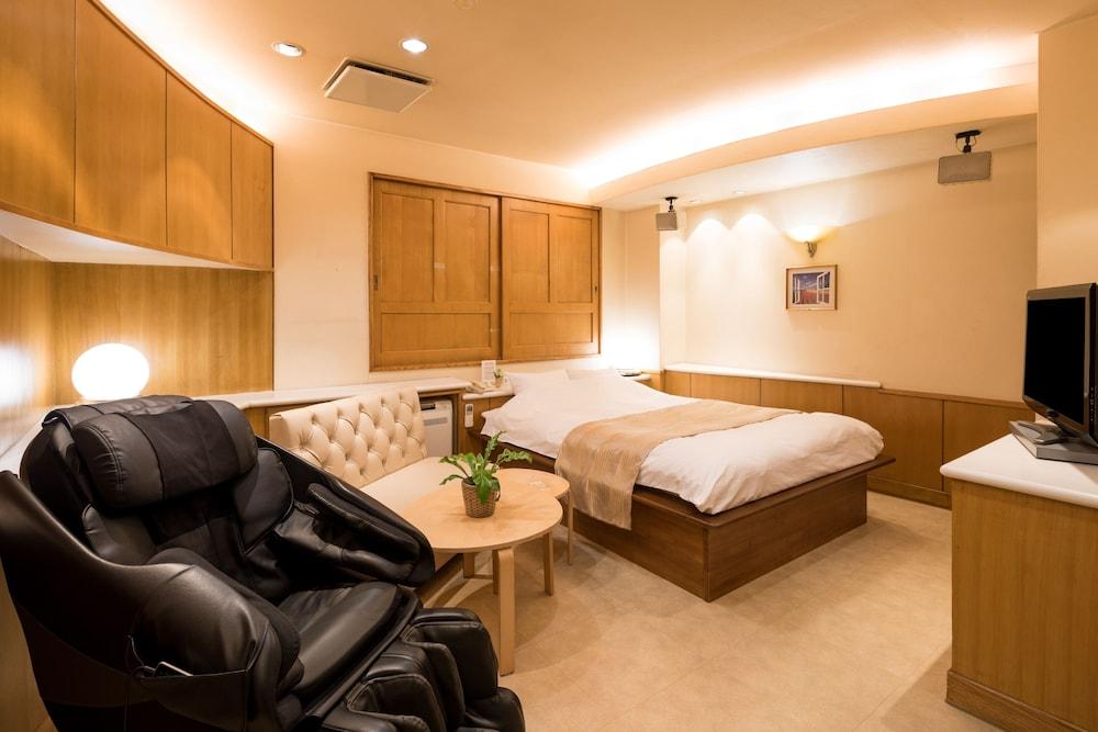 COAST HIKE HOTEL - Adults Only