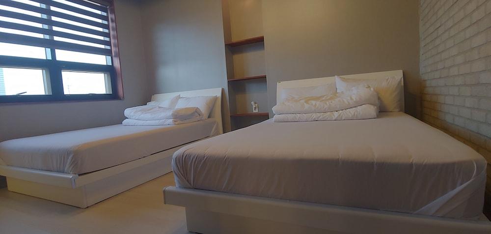 Mokpo White Windmill Guesthouse