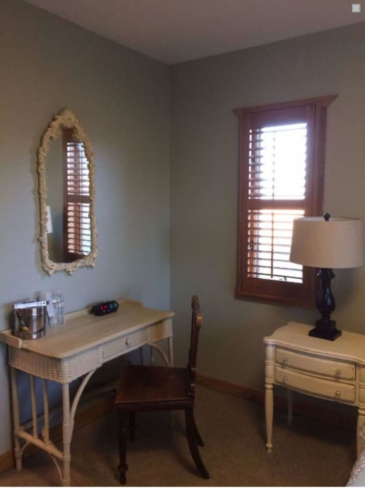 River Bluff Farm Bed & Breakfast