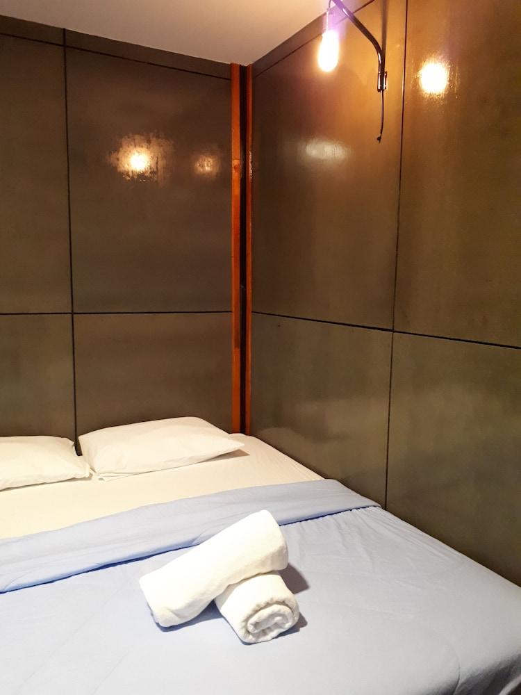 Baansuankamnun Montree