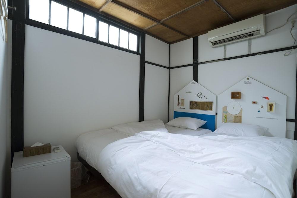 Hostel Yuigahama & Soba Bar