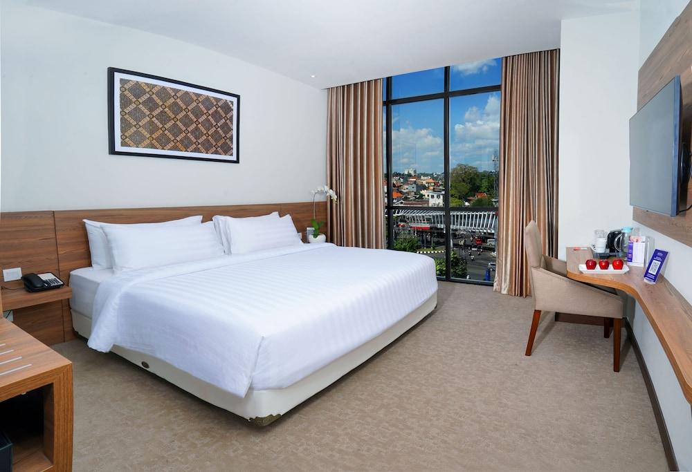 Aston Inn Pandanaran - Semarang