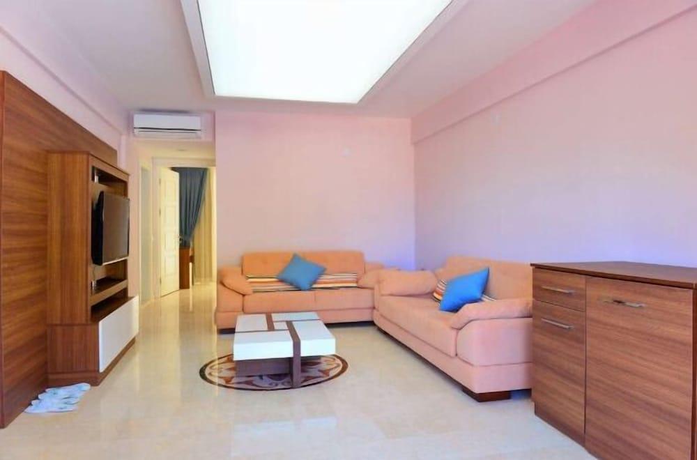 Evra Halal Boutique Hotel