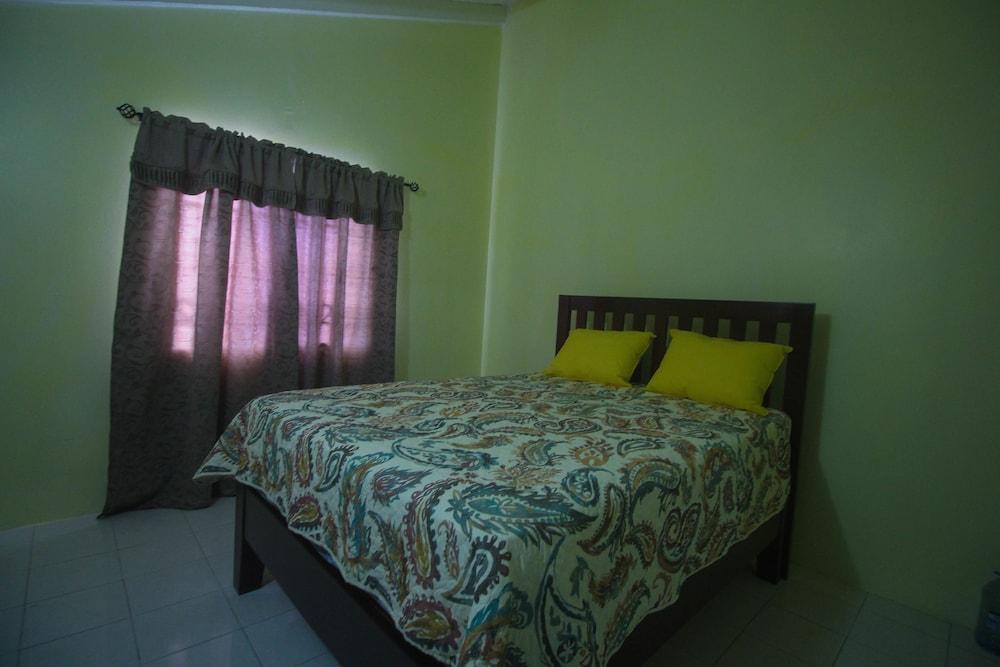 Blue Hills -Ocean View