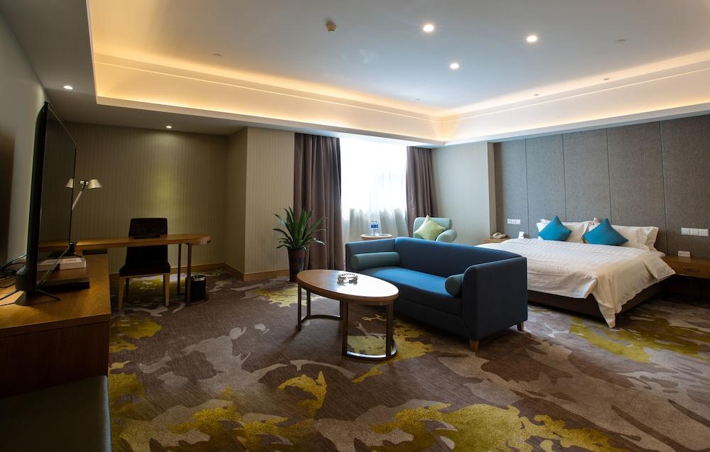 Suzhou Canal Garden Hotel