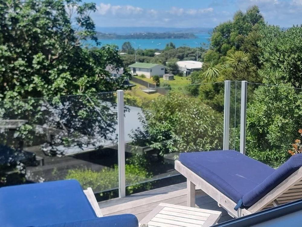 Tiri Cottage - Seaviews in Oneroa