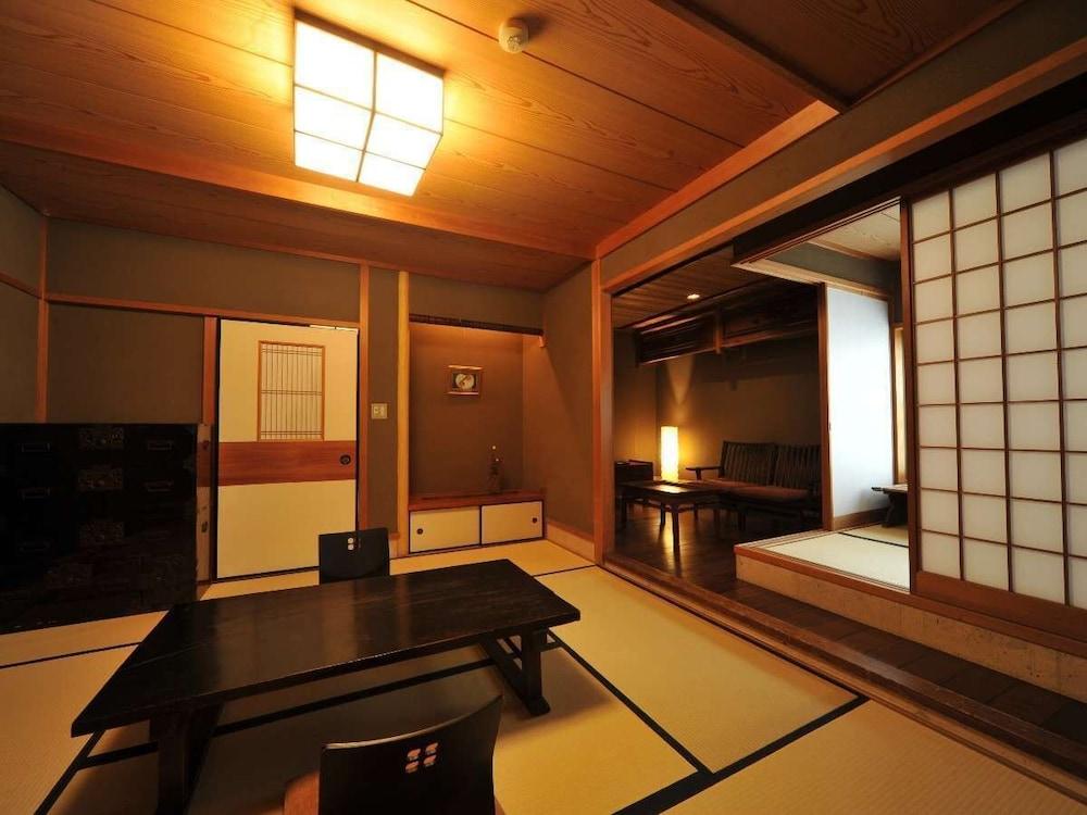 Yuzuya Ryokan