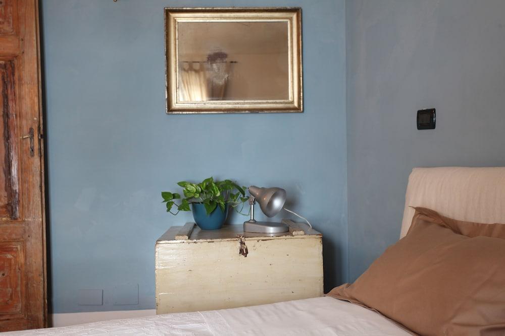 Colazione in Piazza Castello