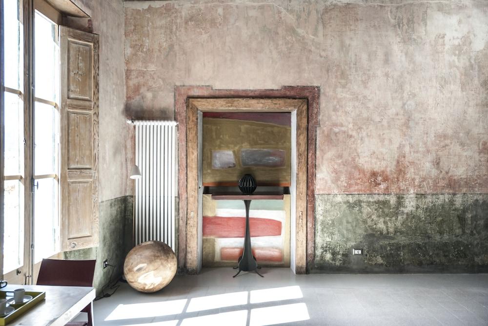 TROTULA CHARMING HOUSE - Julius Studio