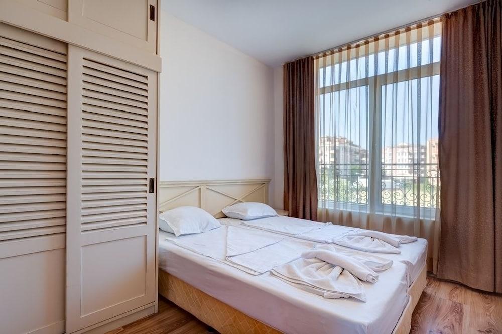 Apart-hotel Dawn Park