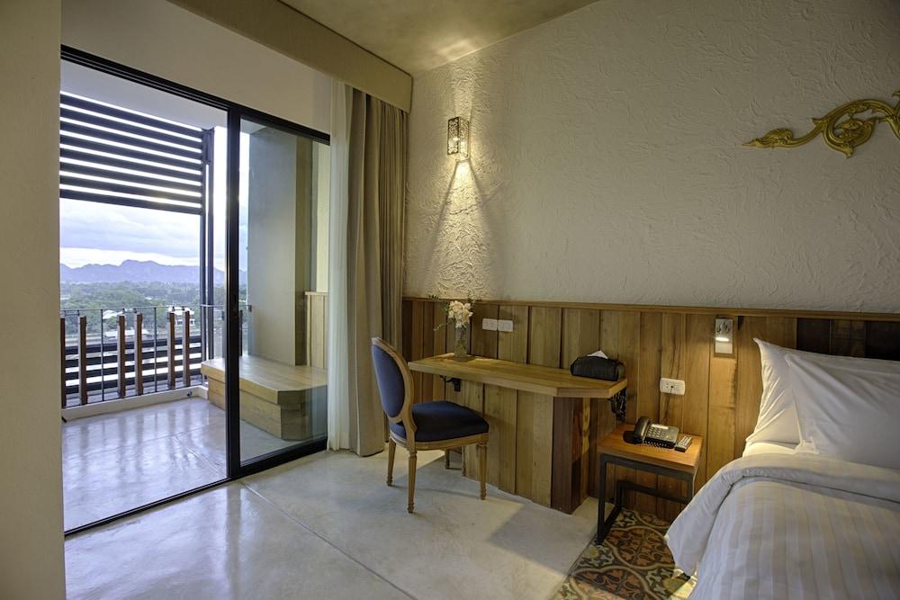 Natee The Riverfront Hotel Kanchanaburi
