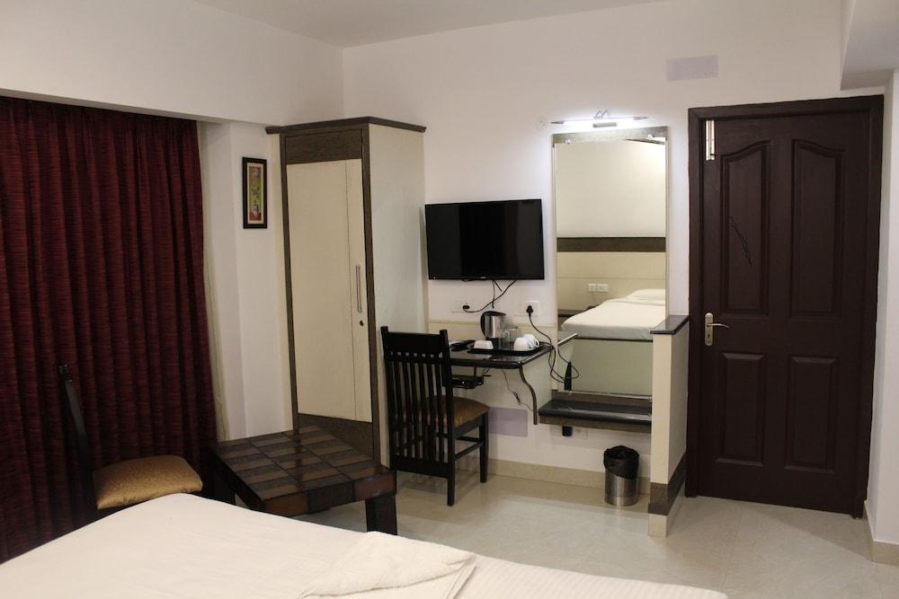 Hotel Karpagam International