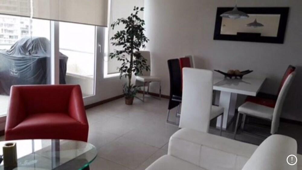 Borgna Laguna del Mar