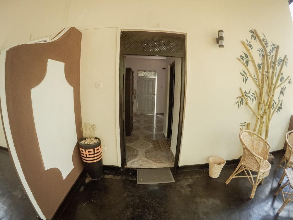 Apsaras Resort Sigiriya