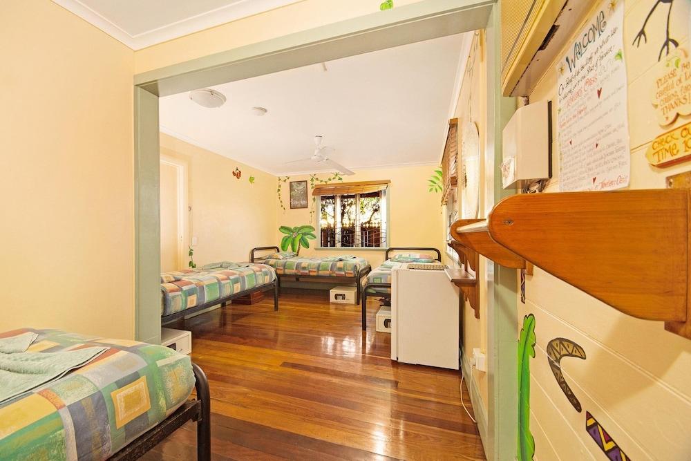 Travellers Oasis - Hostel