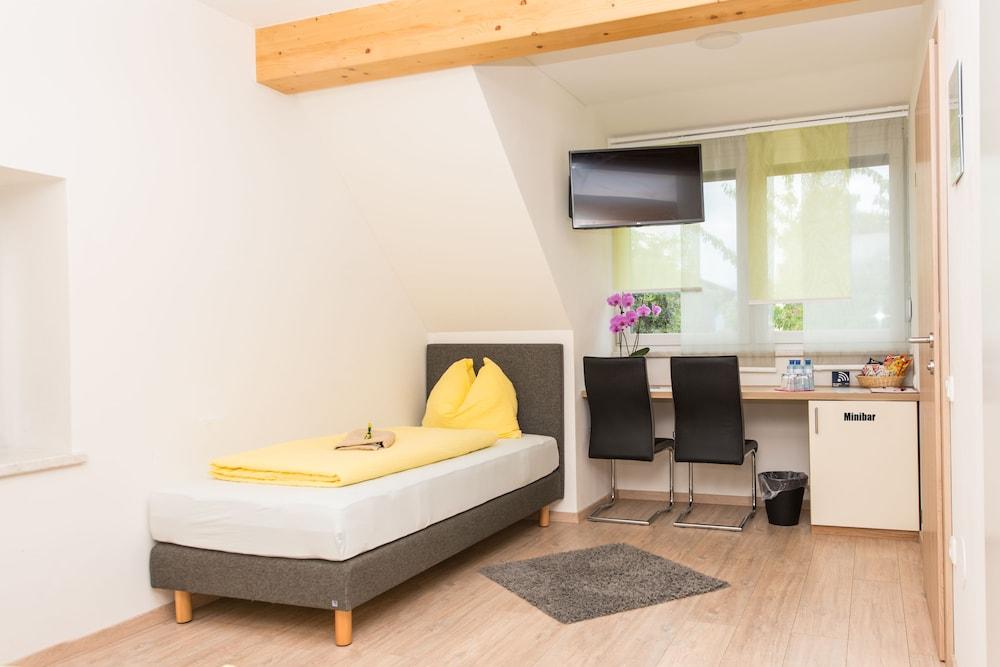 Zimmer Ferienwohnung Yassi