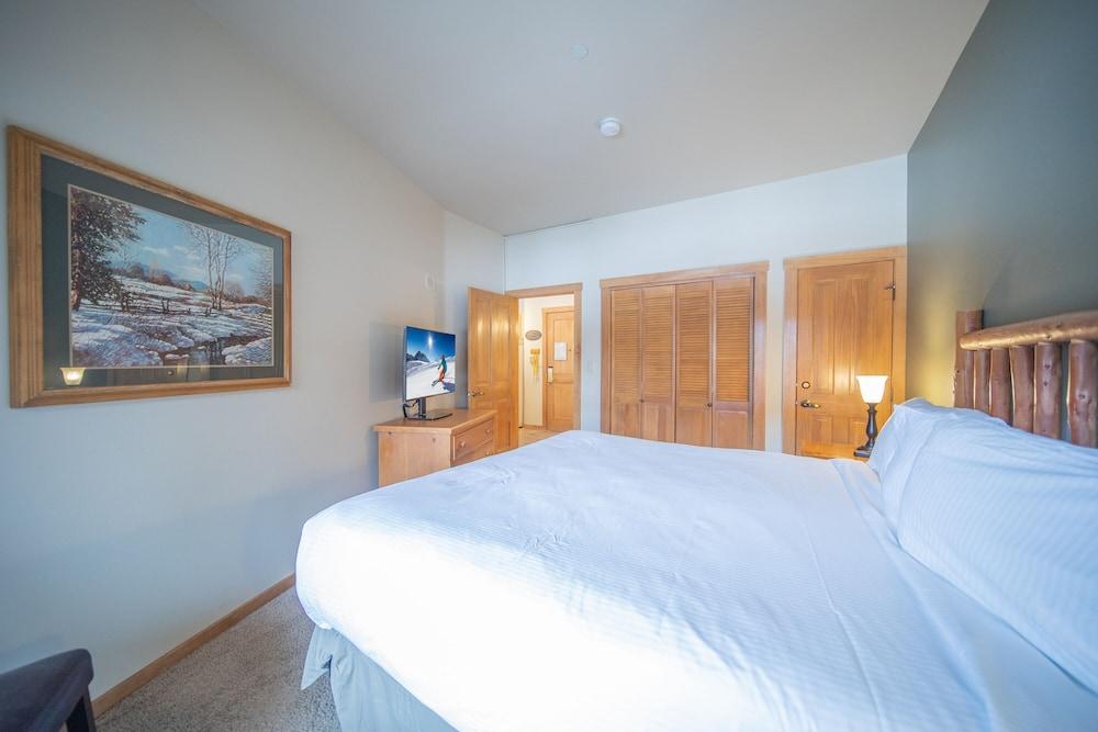 Arapahoe Lodge 8119 by SummitCove Lodging