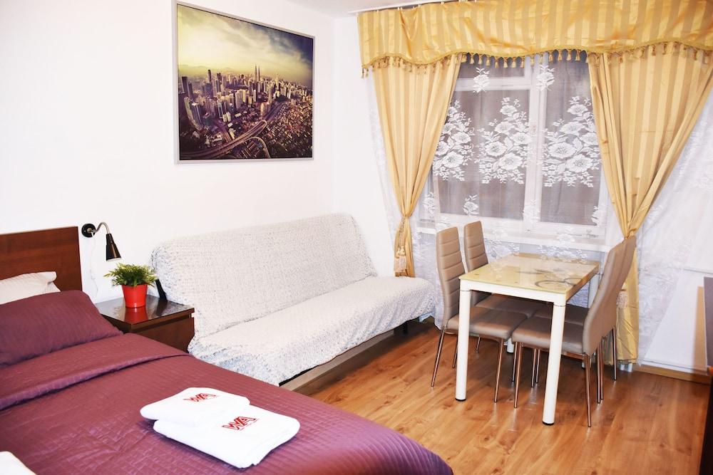 West Apartments Hoża 36