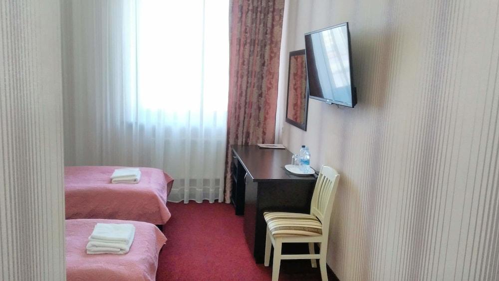 BeSt Hotel and Restaurant complex