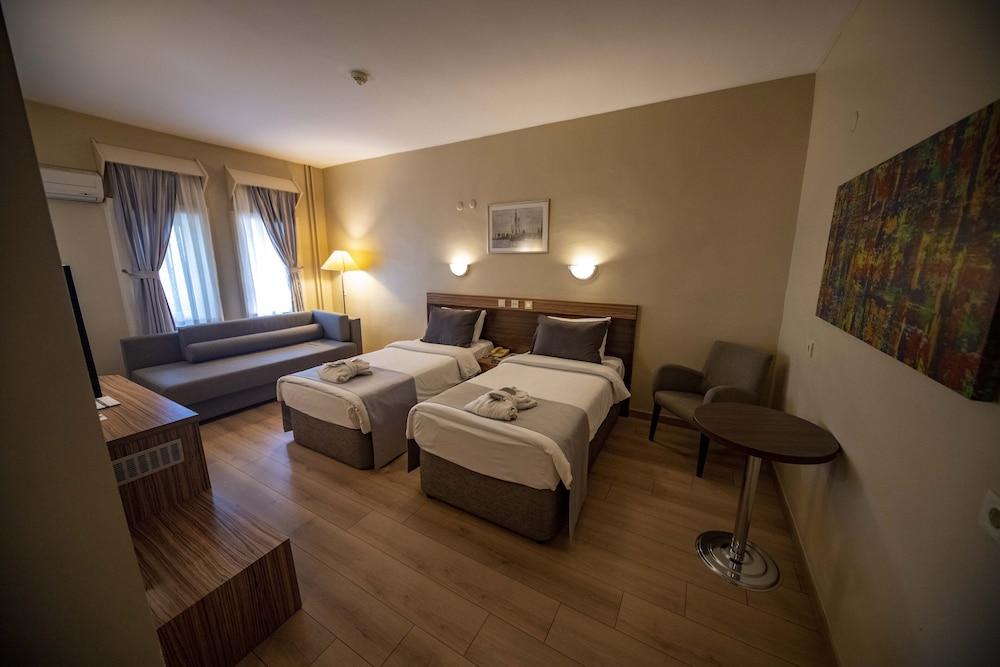 Herakles Thermal Hotel