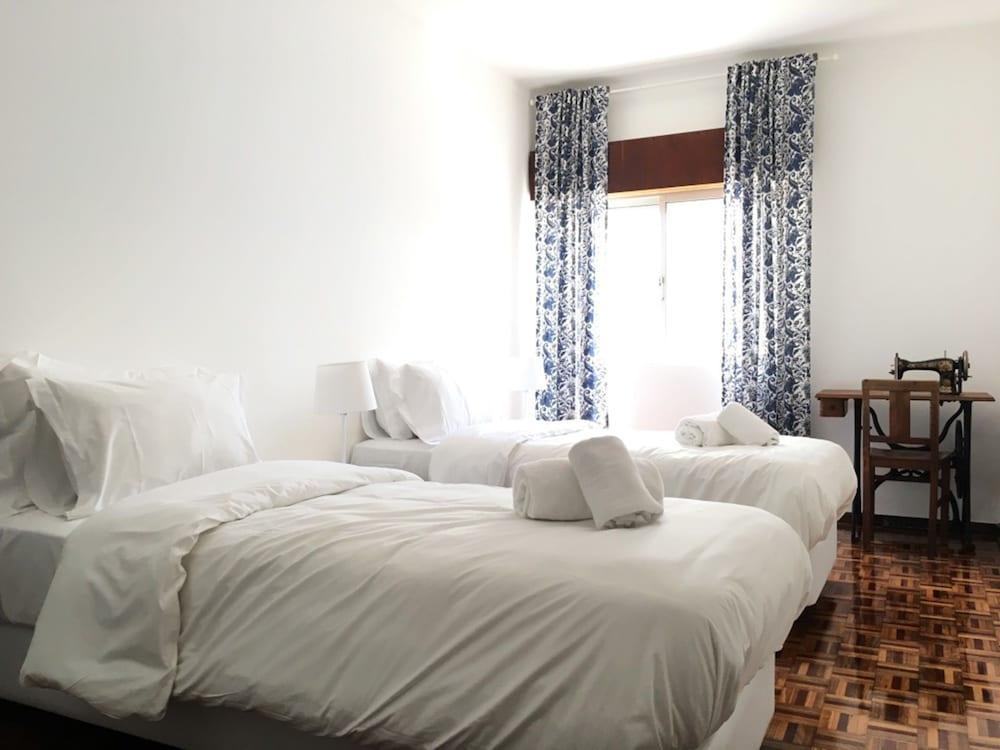 Lemon Tree Apartments