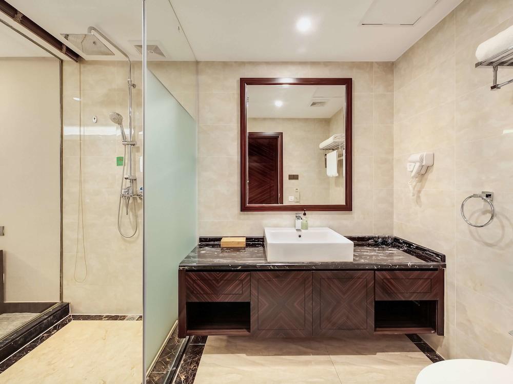 ibis Styles Nanjing Qilin Gate Hotel