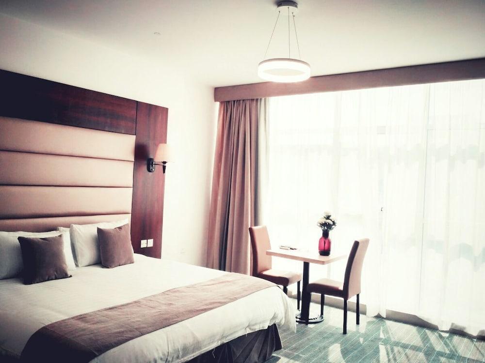 Al Dyafa Hotel Suites