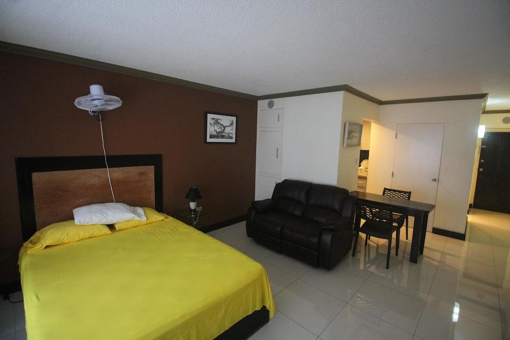 High Tides Beach Studio