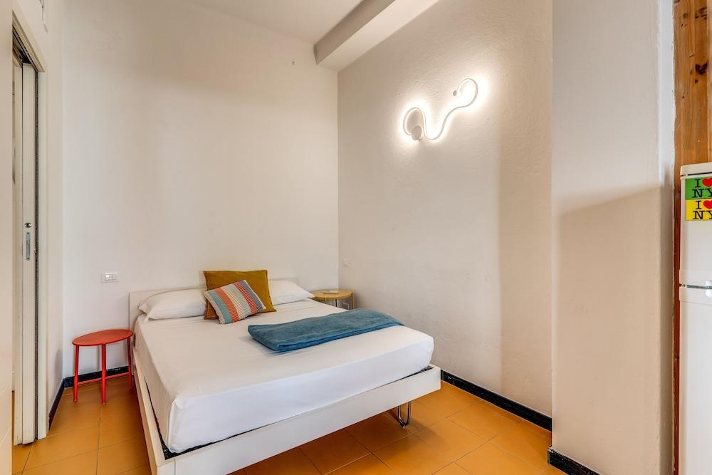 AwesHome - 5 Terre Colors