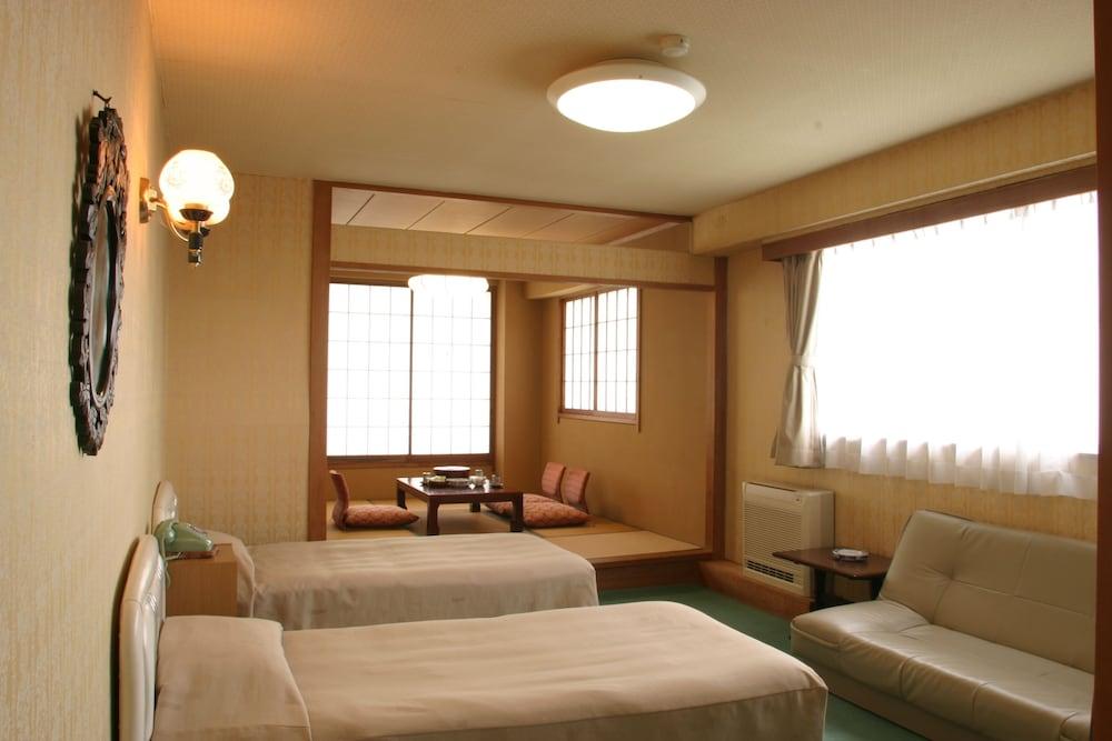 Hotel Shiraiwa