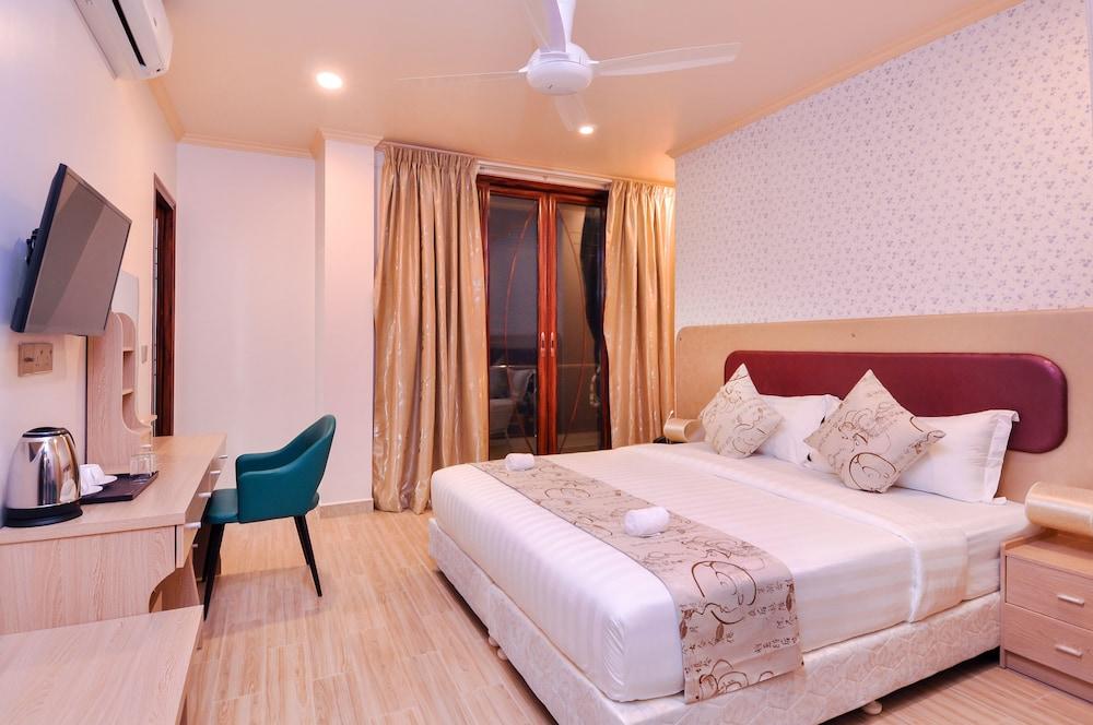 Sunrise Beach and Spa