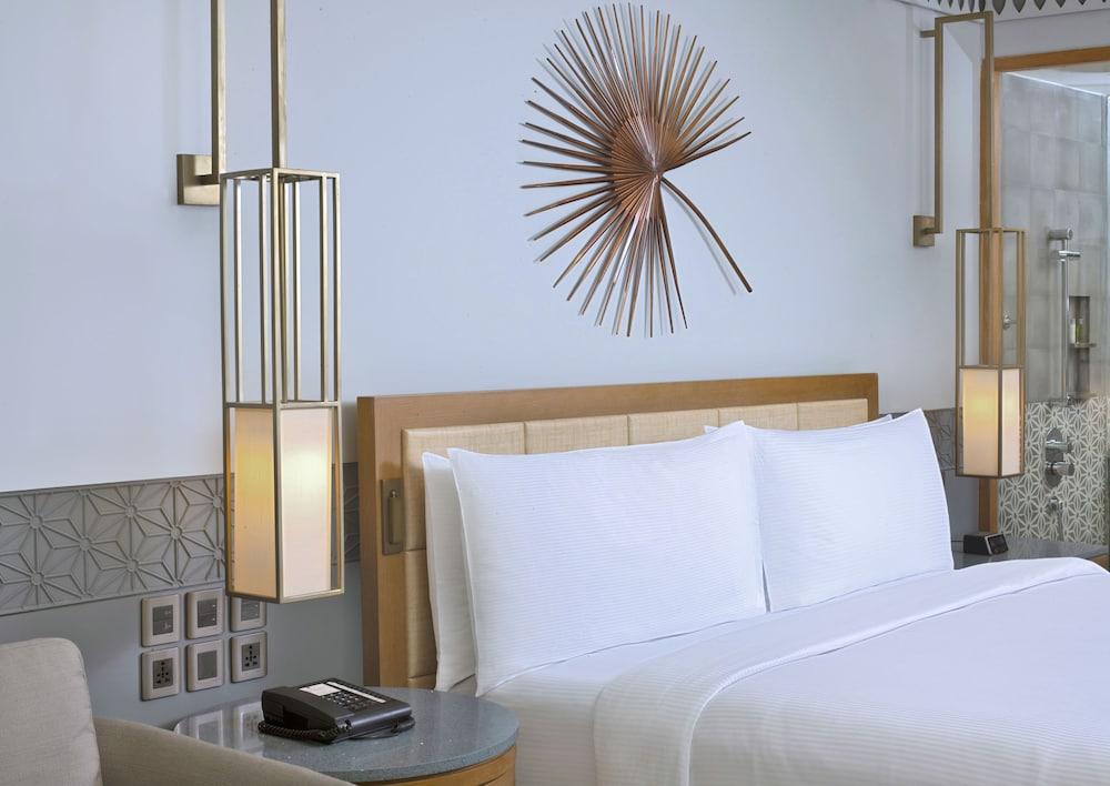 DoubleTree by Hilton Goa-Panaji