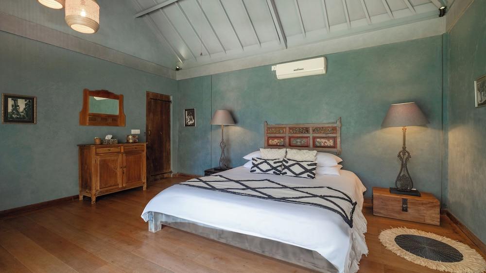 Villa Koyama by Villa Finder