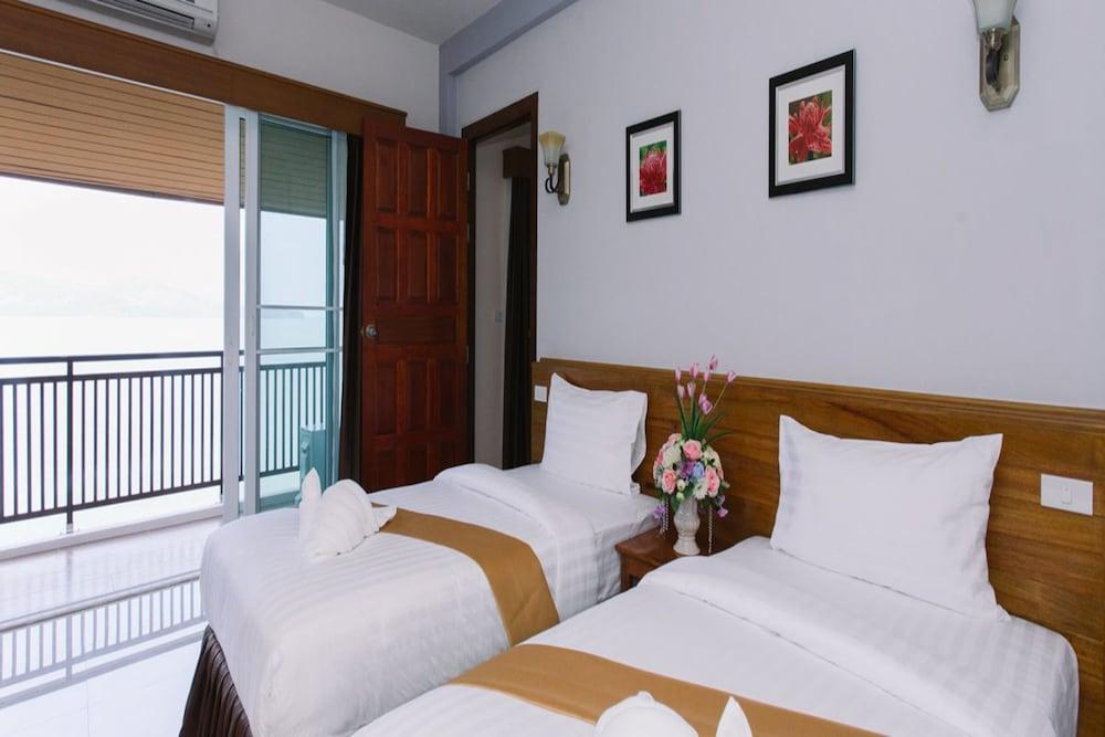 Royal Hill Satun Hotel