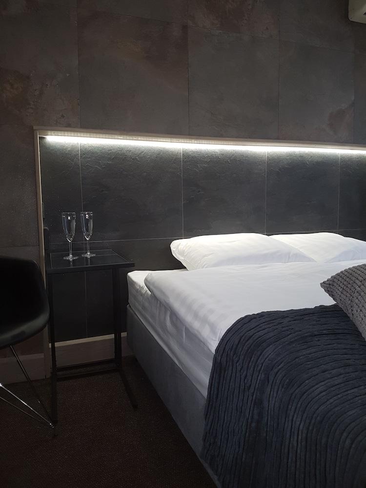 People Red Square Hotel