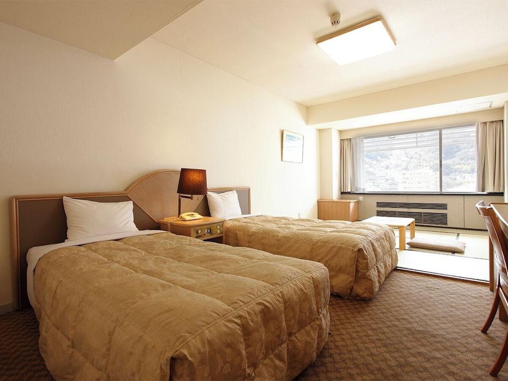 Atami New Fujiya Hotel