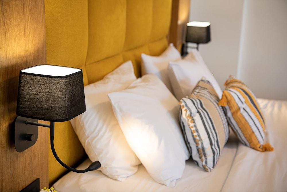 Elia Seaside Nea Chora