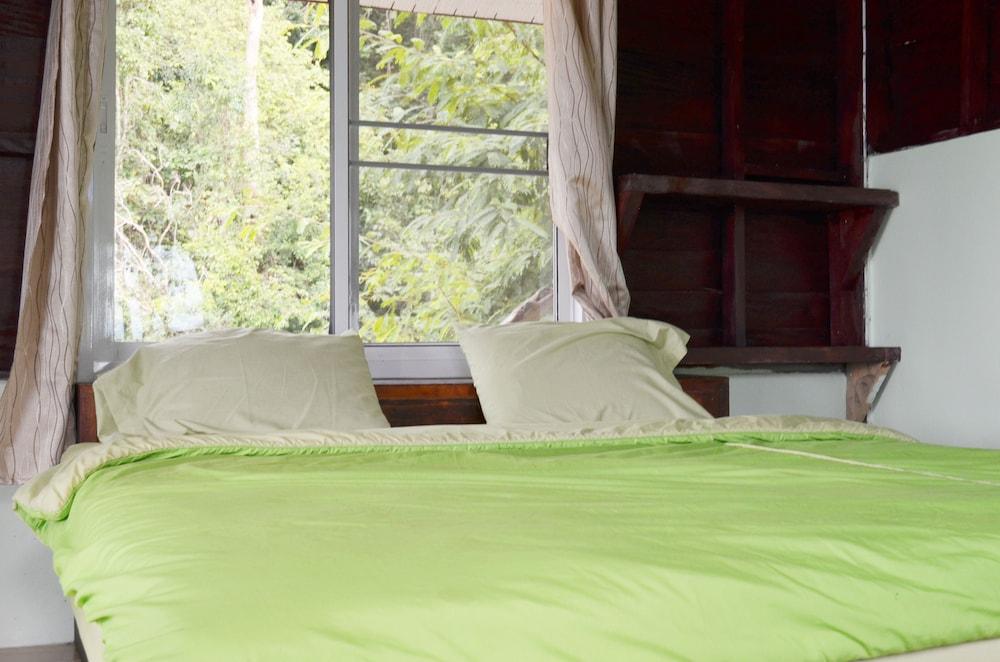 Koh Chang Resort Ranong