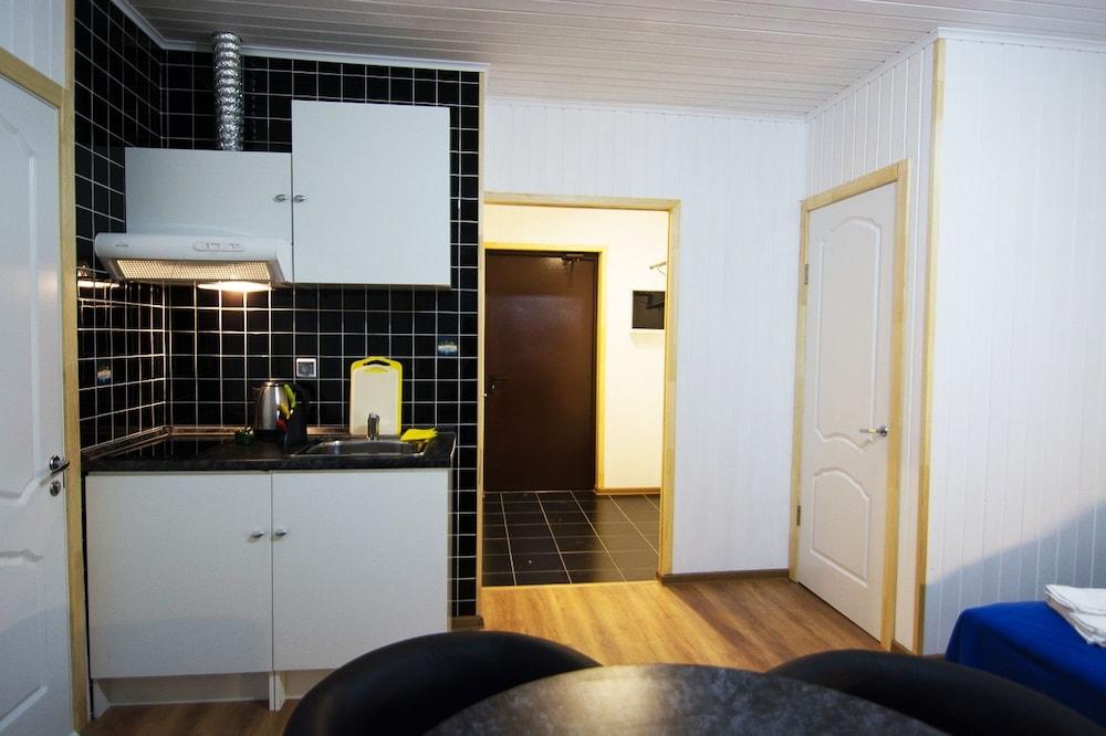 Shishki na Lampushke - Finnish Kalevala