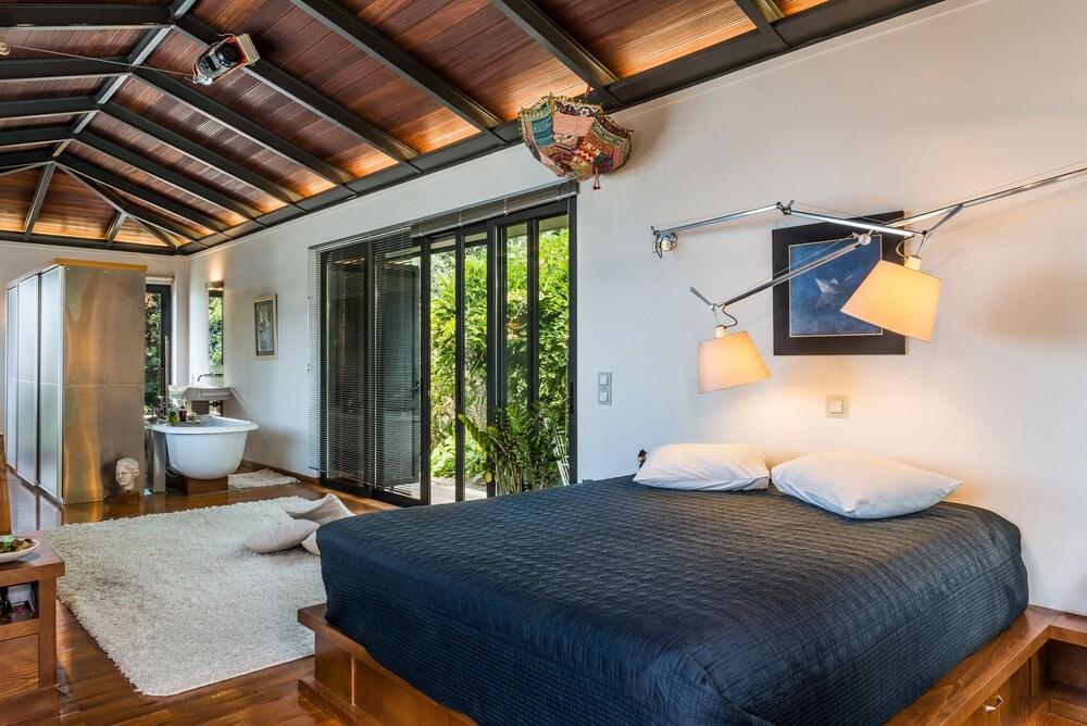 Artistic Private Pool Villa with Gorgeous Gardens