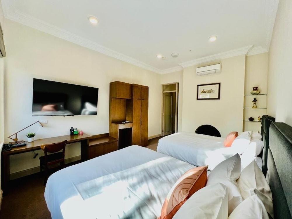 Clarendon Hotel Melbourne