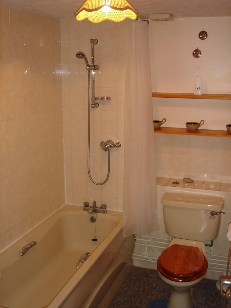 16 The Boathouse, RYE