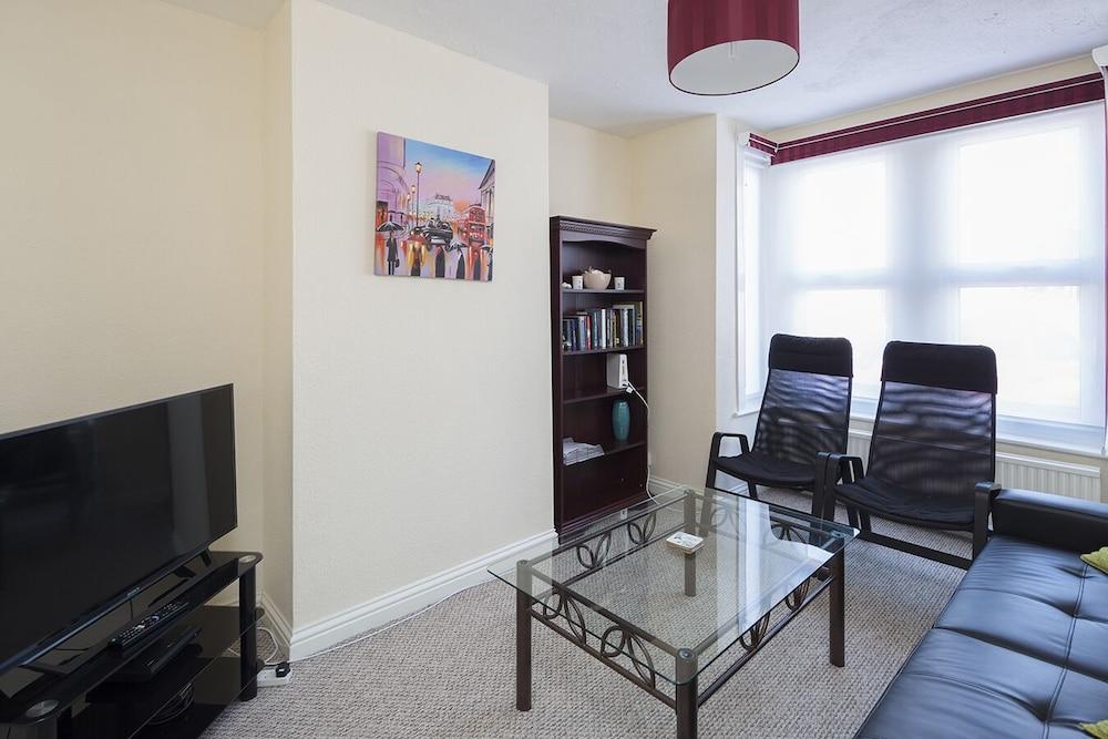 Rochester Stylish Modern