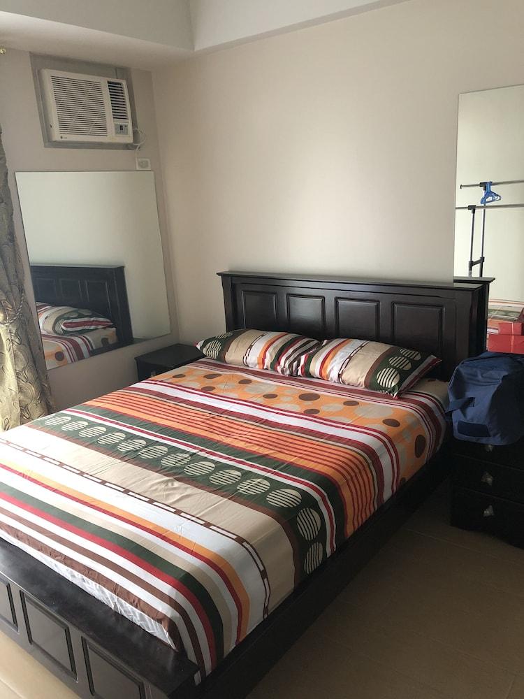 Cubao ManhattanHeights Unit 4Q Tower D