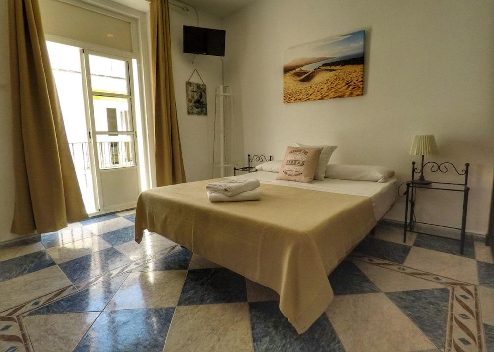 Spanish Galleon Lodge